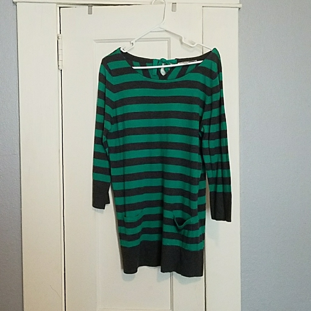 Ann Taylor LOFT sweater